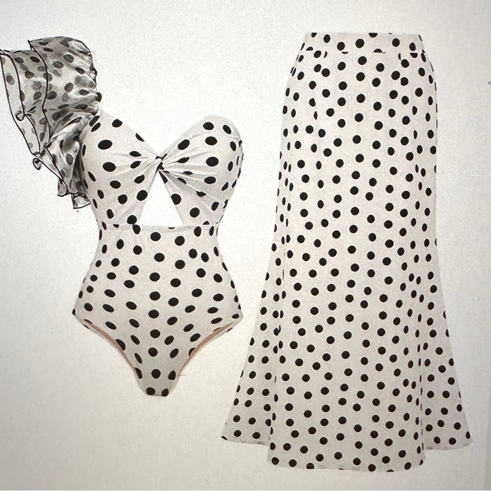 Black & White 2piece bikini set sz S